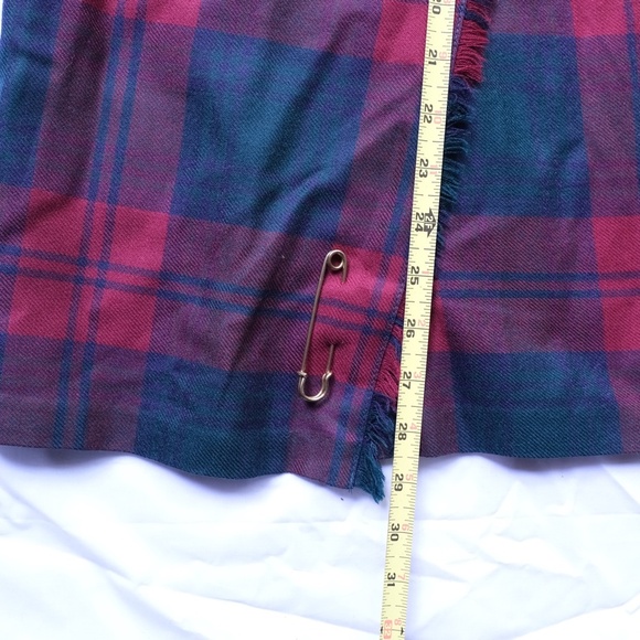 Red and Green Plaid Pleated Kilt Made in Scotland Pure New Wool sz 18 UK - Picture 4 of 10